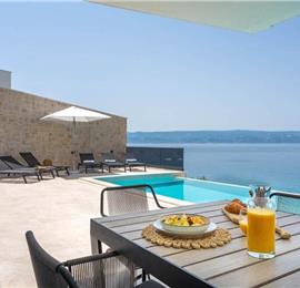 5-Bedroom Villa with heated infinity pool near Omis, Sleeps 10